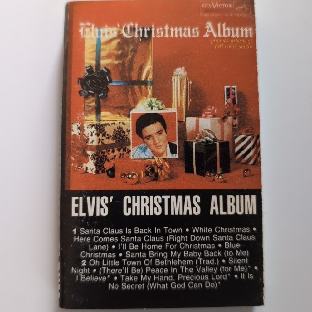 Vintage Elvis Presley Cassette Elvis' Christmas Album RCA Holiday Rock Gospel